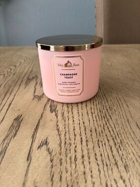 Bath & Body Works White Barn Champagne Toast Candle 3-Wick Pink Jar